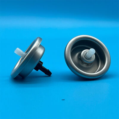 Dispensador de espuma capilar en aerosol de fijación fuerte y secado rápido para flujos de trabajo rápidos en salones con fórmula de fijación rápida.